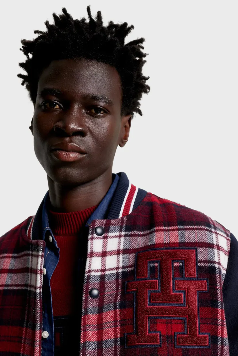Чоловічий картатий бомбер TARTAN VARSITY 4