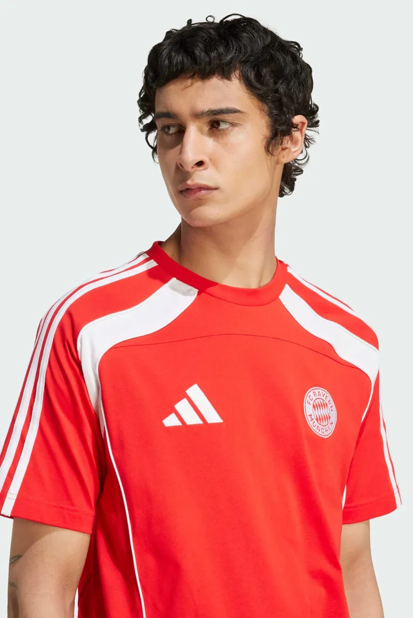 Чоловіча червона футболка FC Bayern UBP 4