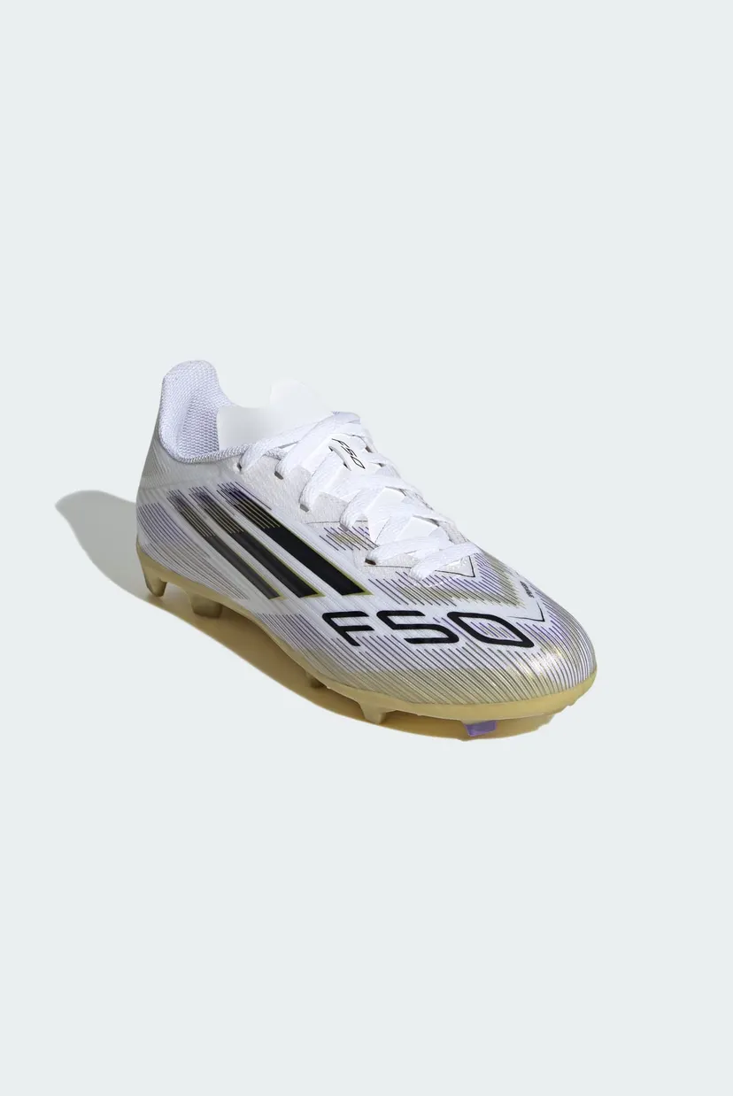 Детские белые бутсы F50 League Firm/Multi-Ground Kids 4