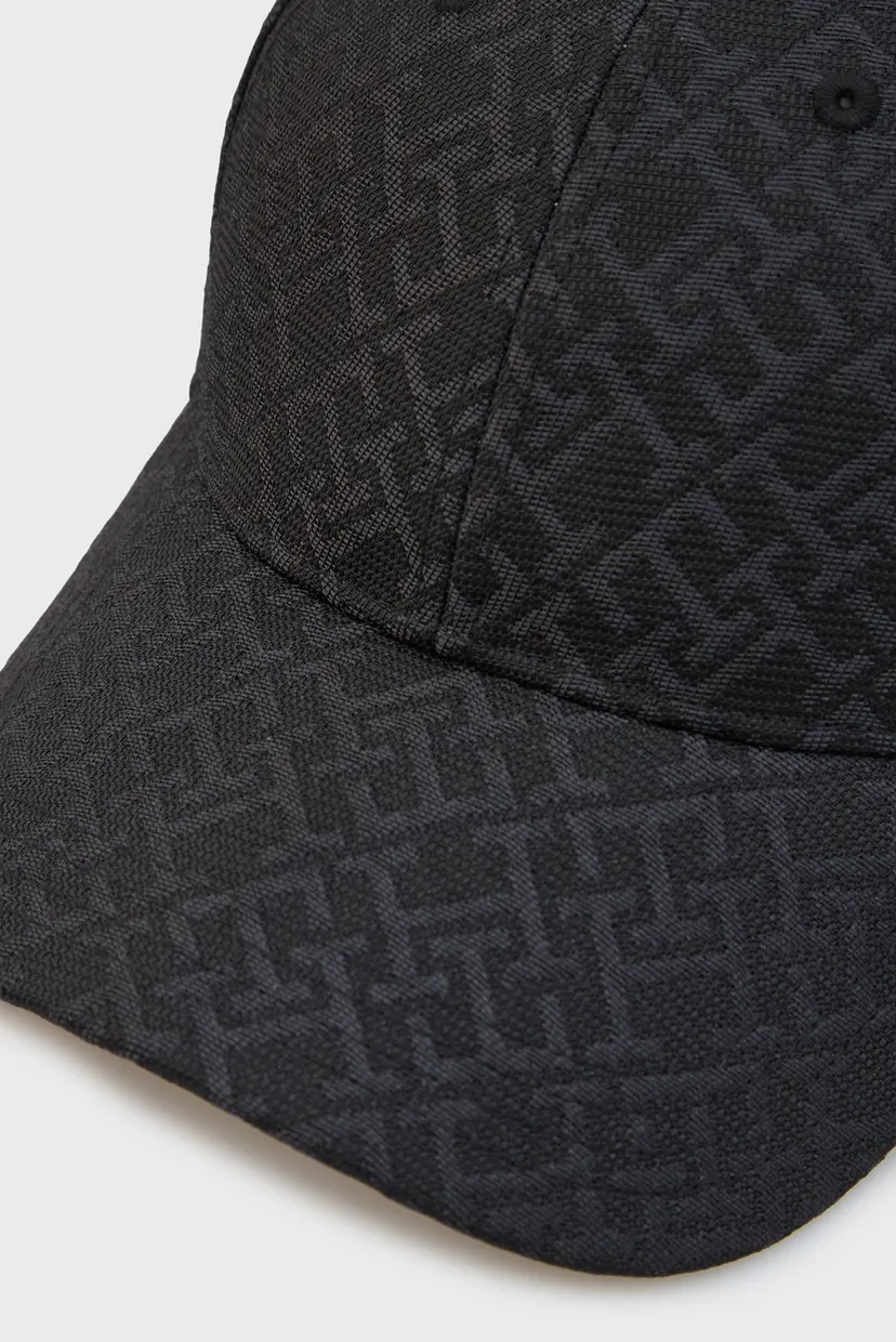 Женская черная кепка MONOGRAM 4