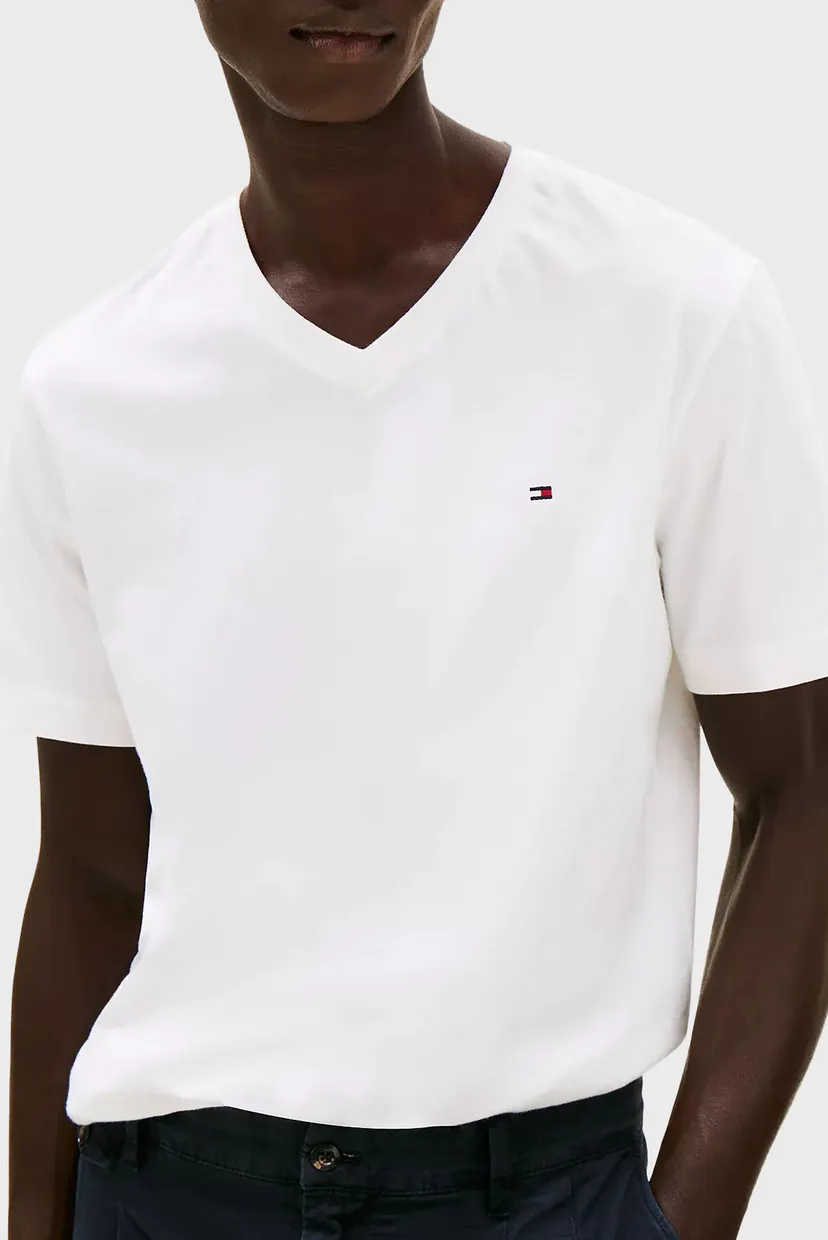 Мужская белая футболка ESSENTIAL V-NECK 4