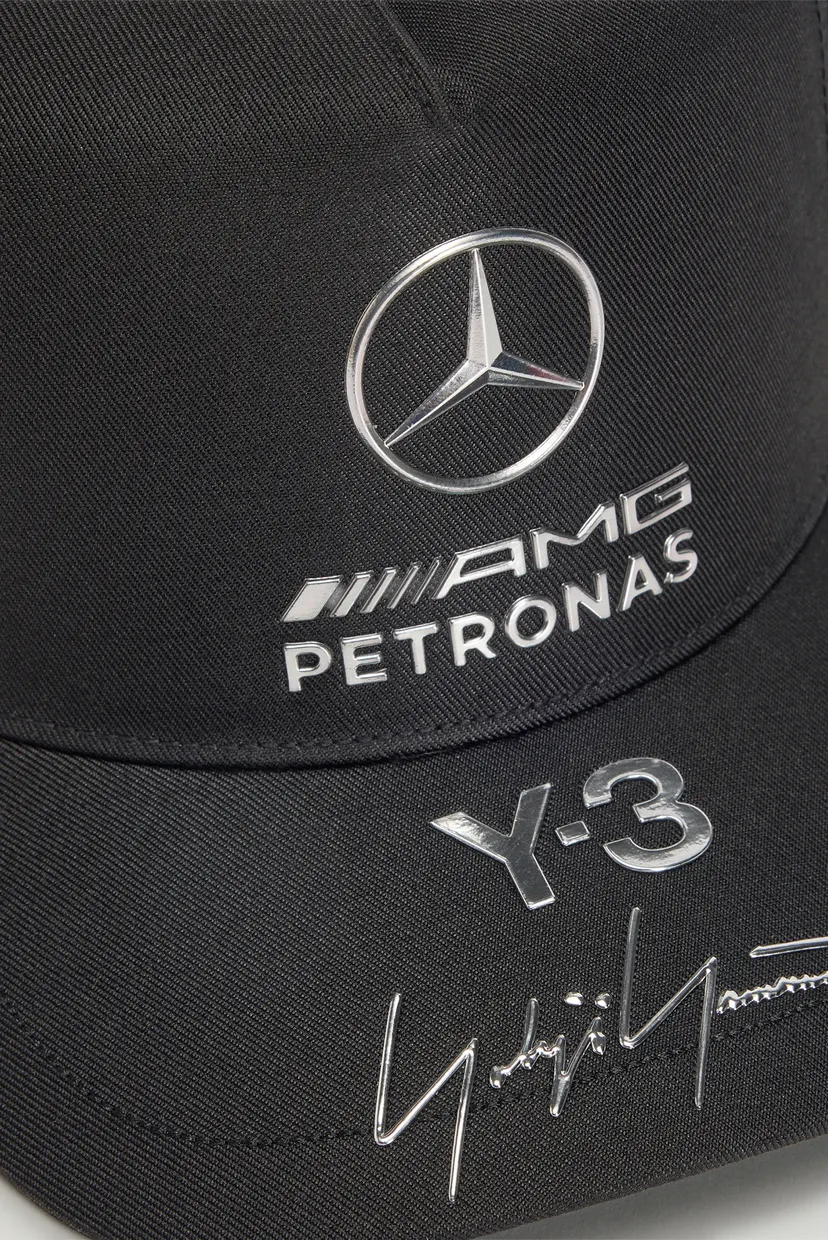 Чорна кепка Y-3 MERCEDES-AMG PETRONAS FORMULA 1 TEAM TRUCKER 3