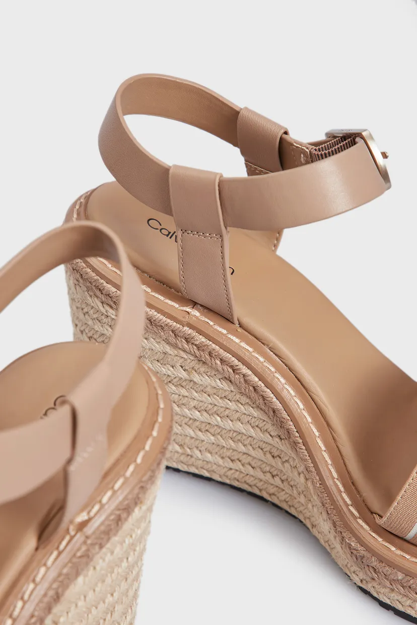 Женские бежевые босоножки WEDGE 4