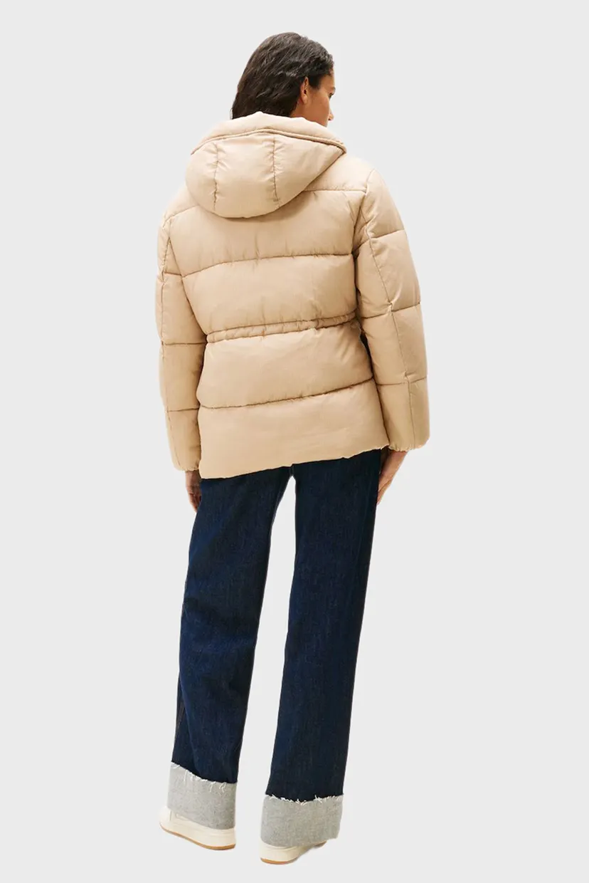 Жіноча бежева куртка HOODED 3