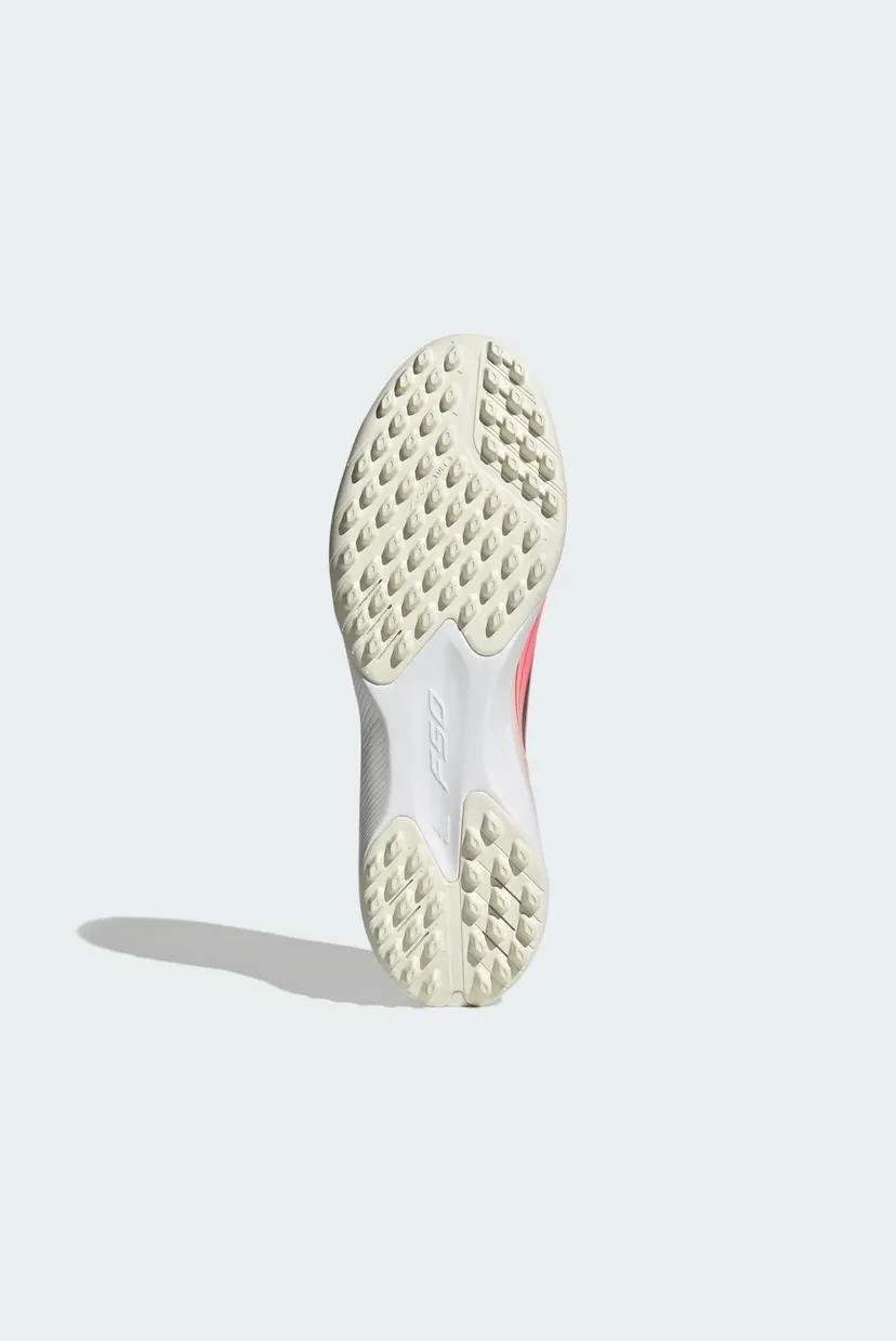 Розовые сороконожки F50 HYPERFAST LEAGUE Turf Football 3