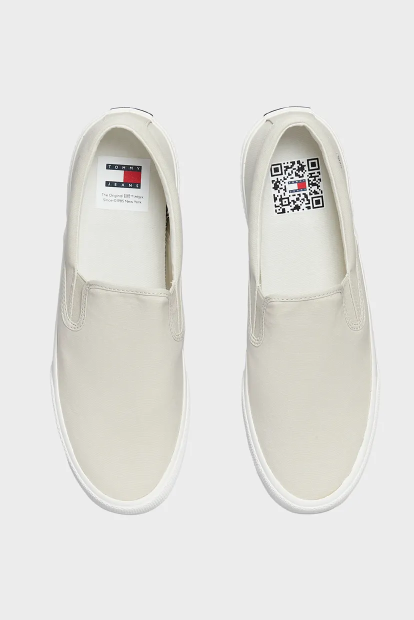 Чоловічі бежеві сліпони TJM SLIP ON CANVAS 4