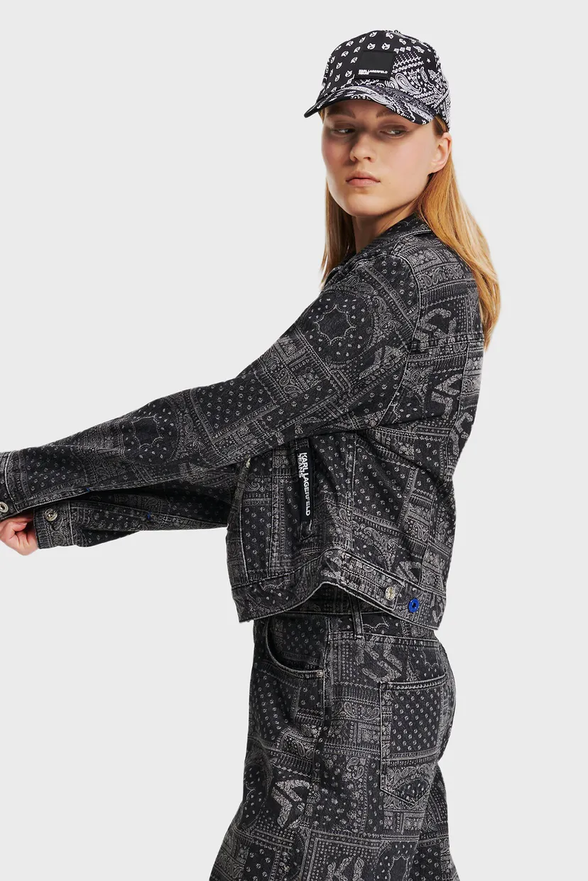 Жіноча чорна джинсова куртка з візерунком aop regular denim 4