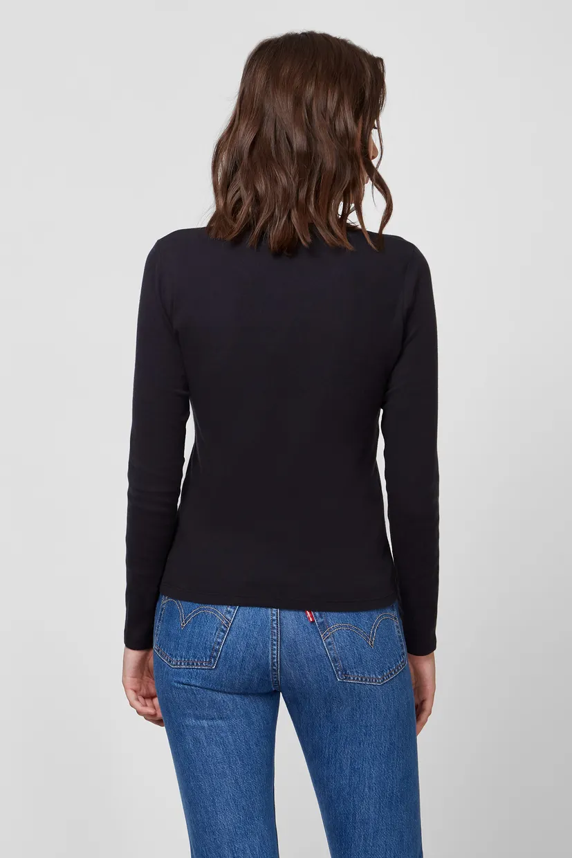 Жіночий чорний лонгслів Levi's® 69555;0014 — MD-Fashion