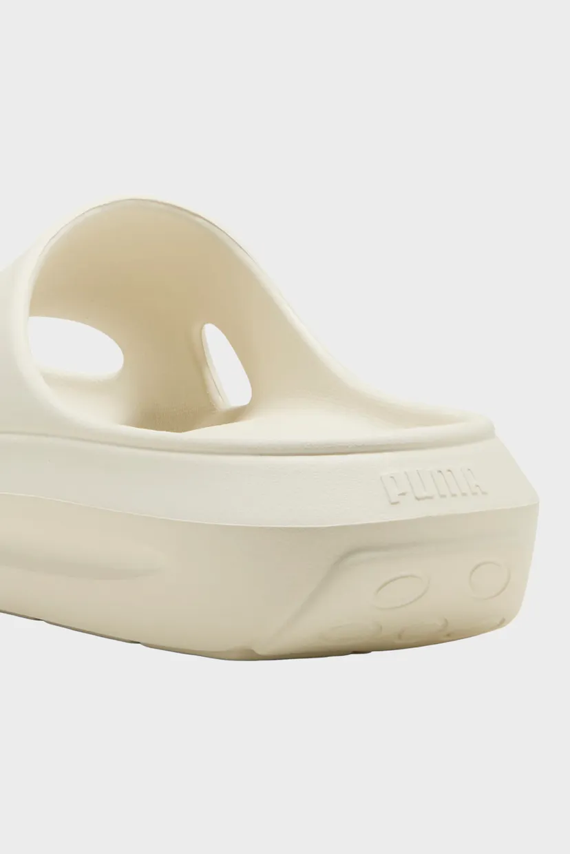 Жіночі білі слайдери PUMA Flatter Slides Women 6