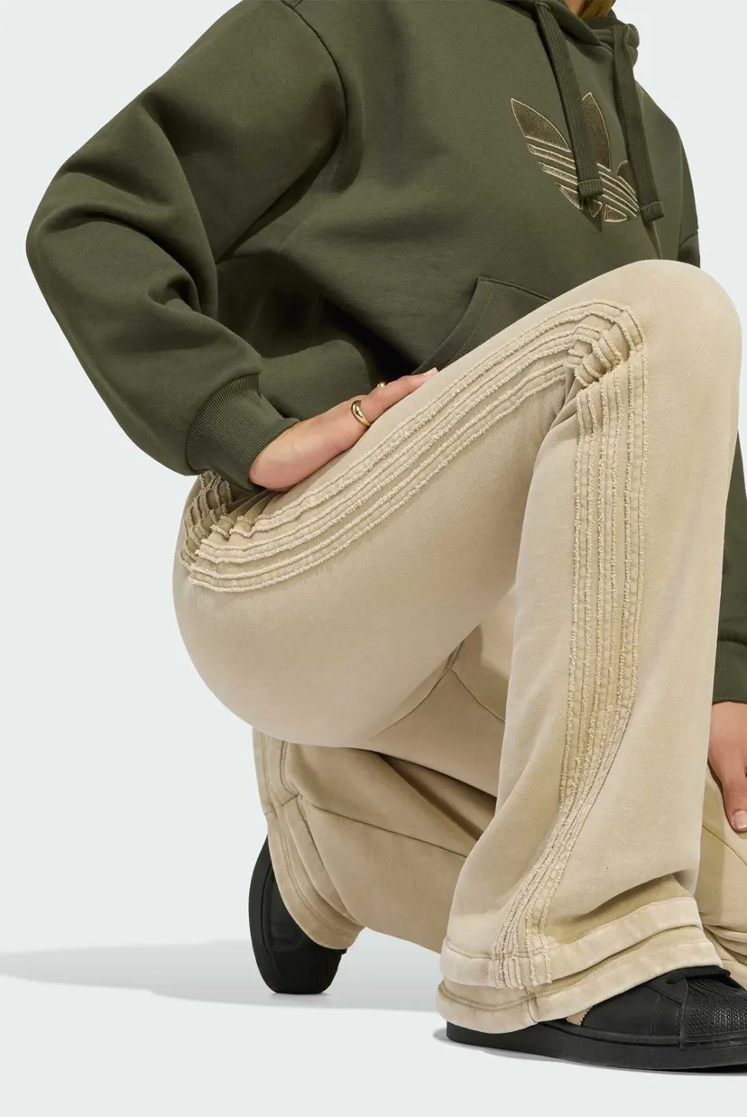 Женские бежевые спортивные брюки SST BOOTCUT 5