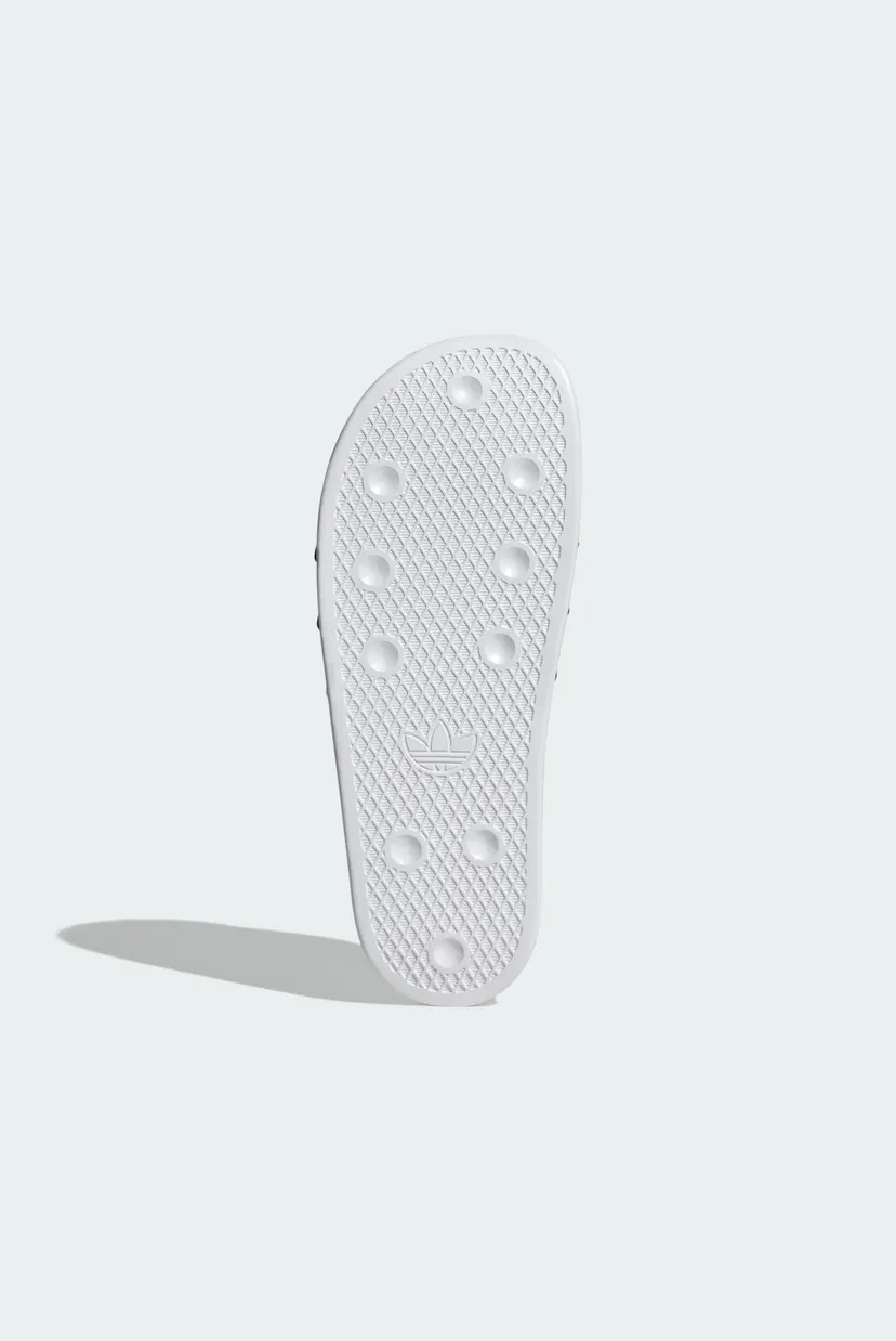 Белые слайдеры ADILETTE OG CF 7
