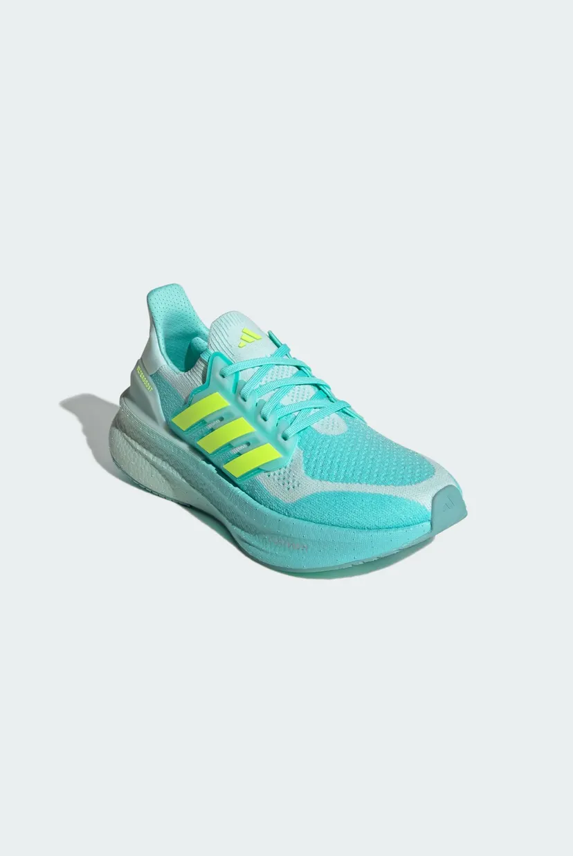 Женские бирюзовые кроссовки Ultraboost 5 3