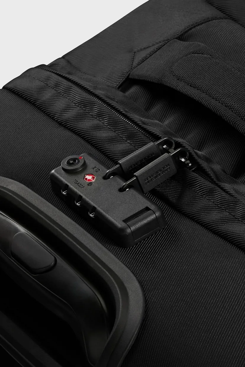 Чорна валіза 55 см URBAN TRACK BLACK 8
