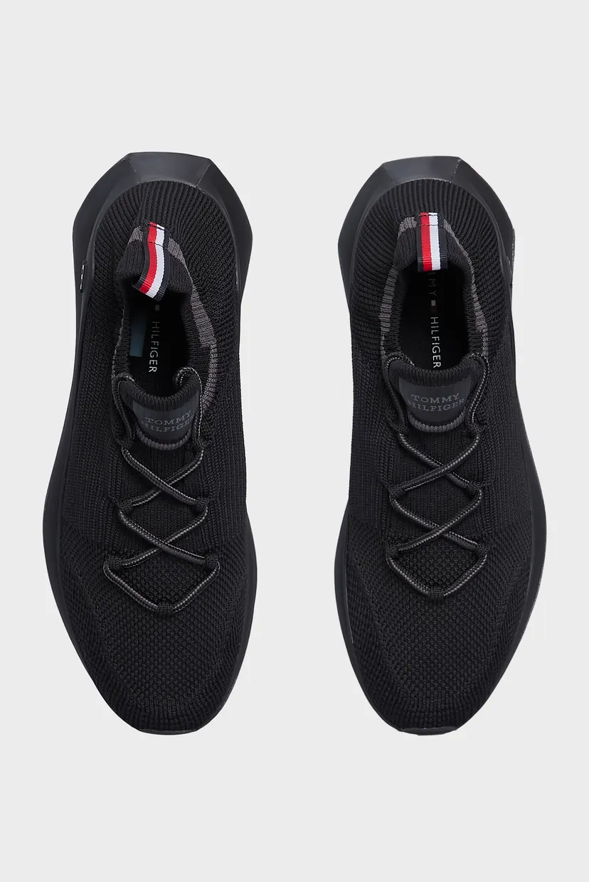 Мужские черные кроссовки FUTURUNNER PREMIUM KNIT 4