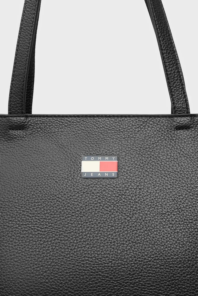 Женская черная сумка MUST TOTE 5