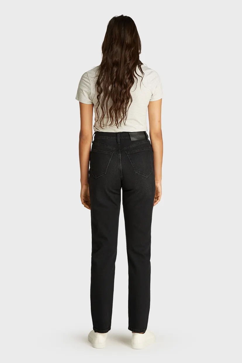 Женские черные джинсы AUTHENTIC SLIM STRAIGHT 3