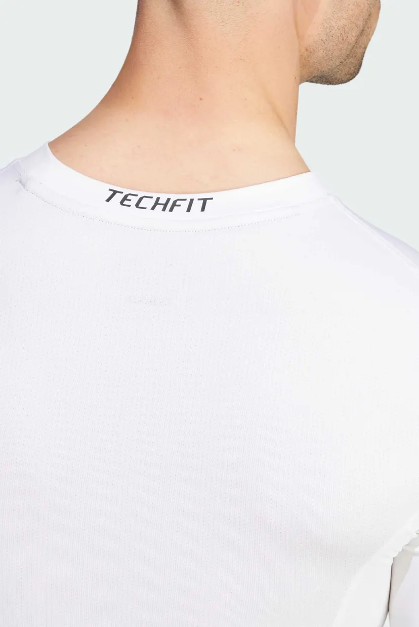 Чоловічий білий лонгслів Techfit Compression Training 4
