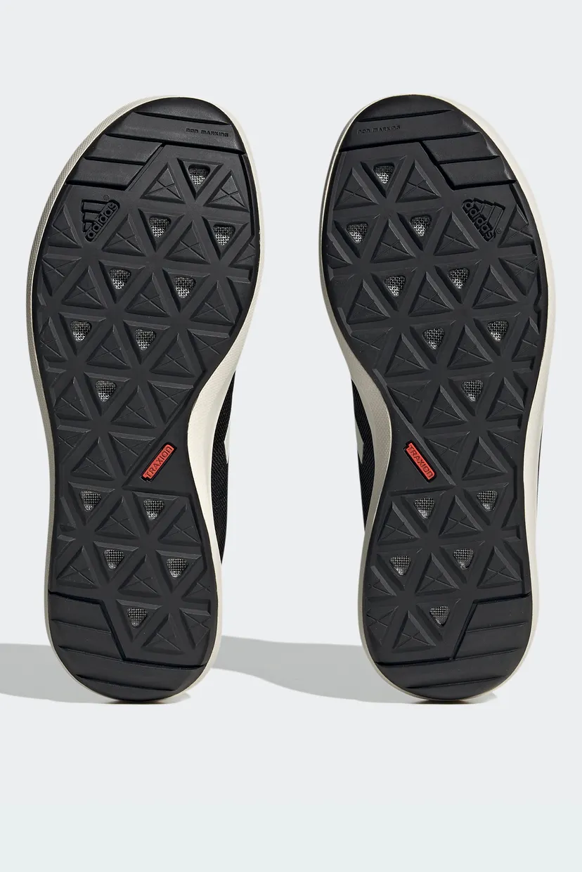 Мужские черные кроссовки Terrex Boat HEAT.RDY Water adidas HP8641
