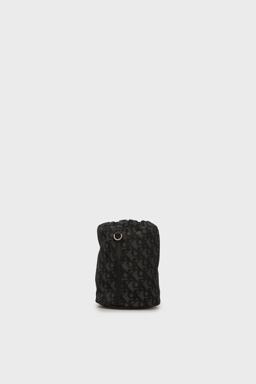 Женская черная сумка с узором MONOGRAM BUCKET 3