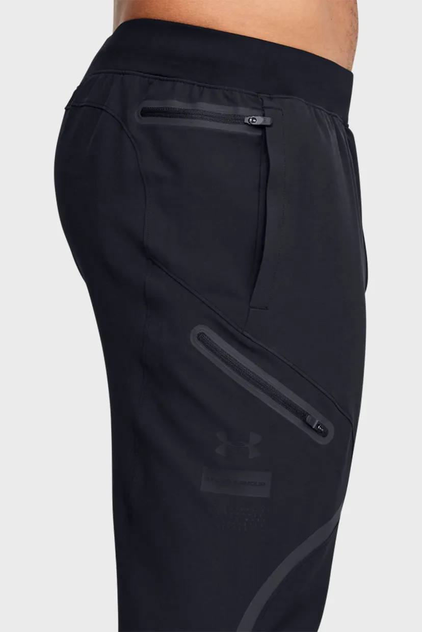 Чоловічі чорні спортивні штани UA FLEX WOVEN 3