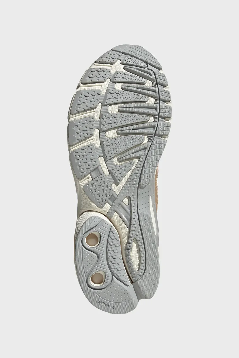 Женские белые кроссовки ADISTAR CONTROL 5 6