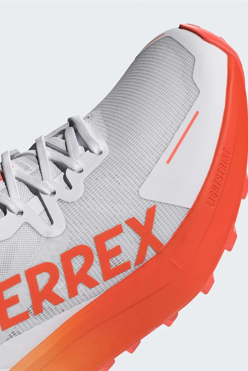 Женские белые кроссовки Terrex Agravic 3 Trail 8