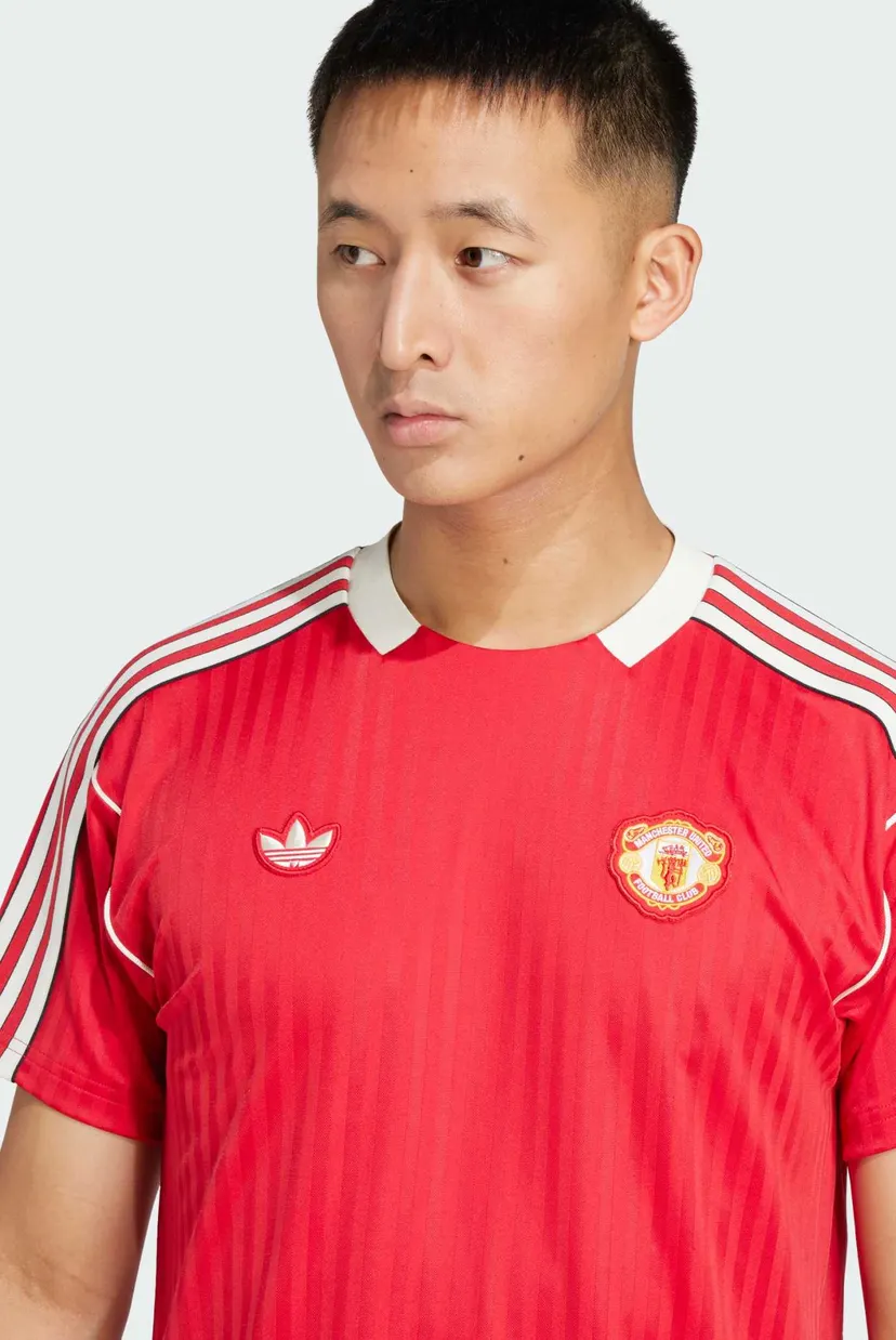 Красная футболка Manchester United Terrace Icons (унисекс) 5