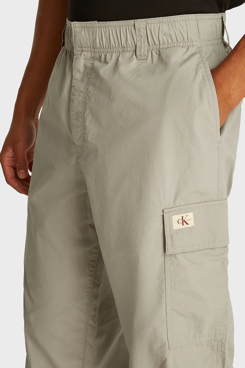 Чоловічі сірі брюки UTILITY POPLIN 4