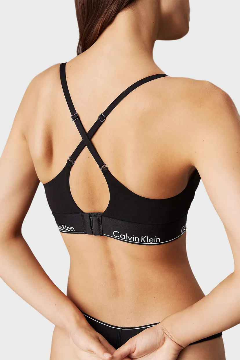 Жіночий чорний бюстгальтер PLUNGE PUSH UP 4