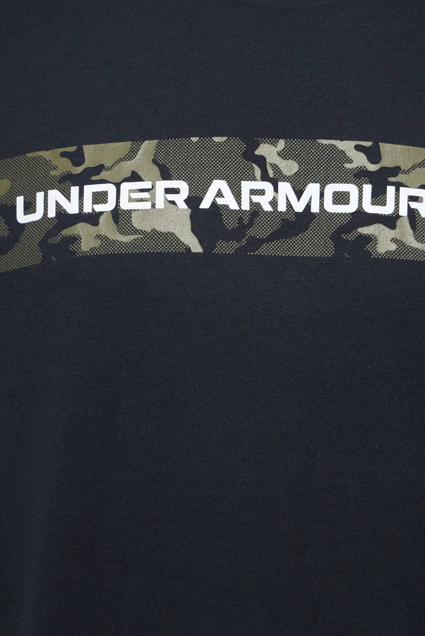 Чоловіча чорна футболка UA CAMO CHEST STRIPE SS 3