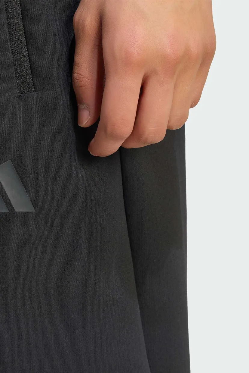 Чоловічі чорні спортивні штани ADIDAS Z.N.E. OPEN HEM 4