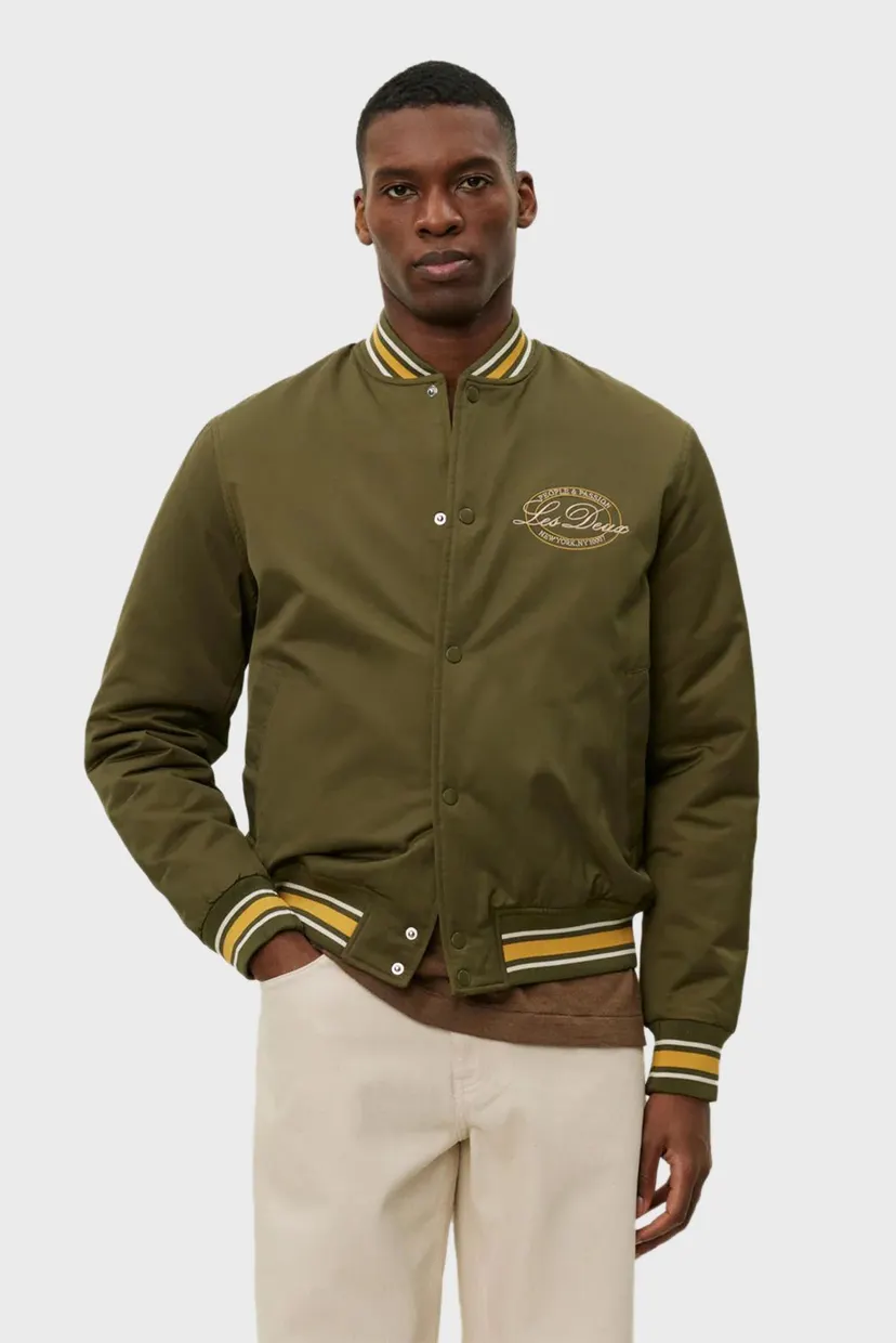 Чоловічий оливковий бомбер Les Deux Tech Varsity 1