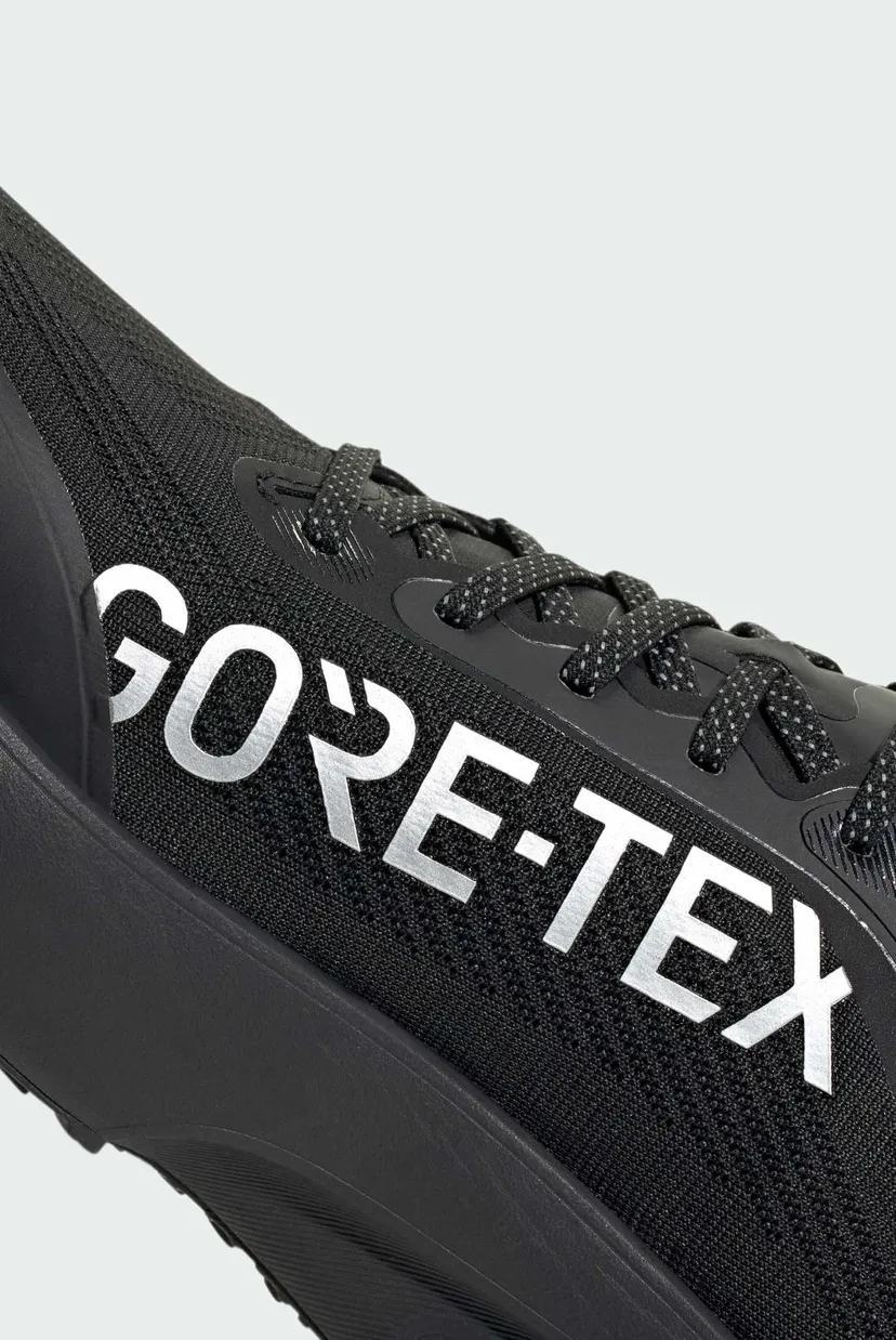 Чоловічі чорні кросівки SUPERNOVA RISE 3 GTX RUNNING 8