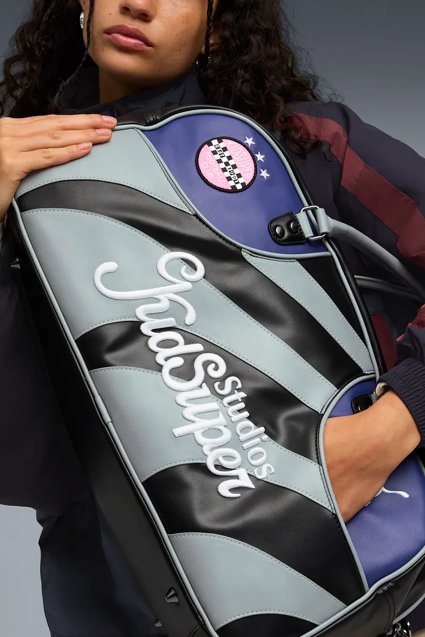 Черная сумка PUMA x KIDSUPER 30L Grip Bag 4