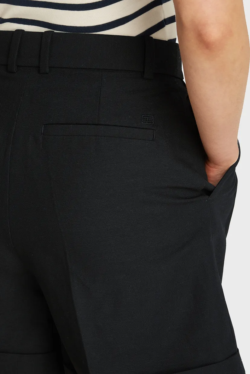 Жіночі чорні шорти PLEATED 4