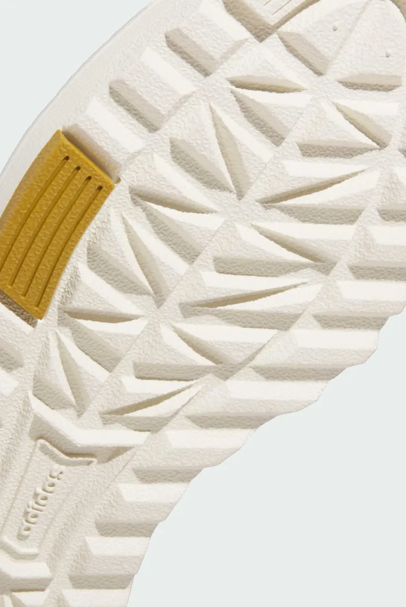 Горчичные кроссовки Hoops 4.0 Mid 9