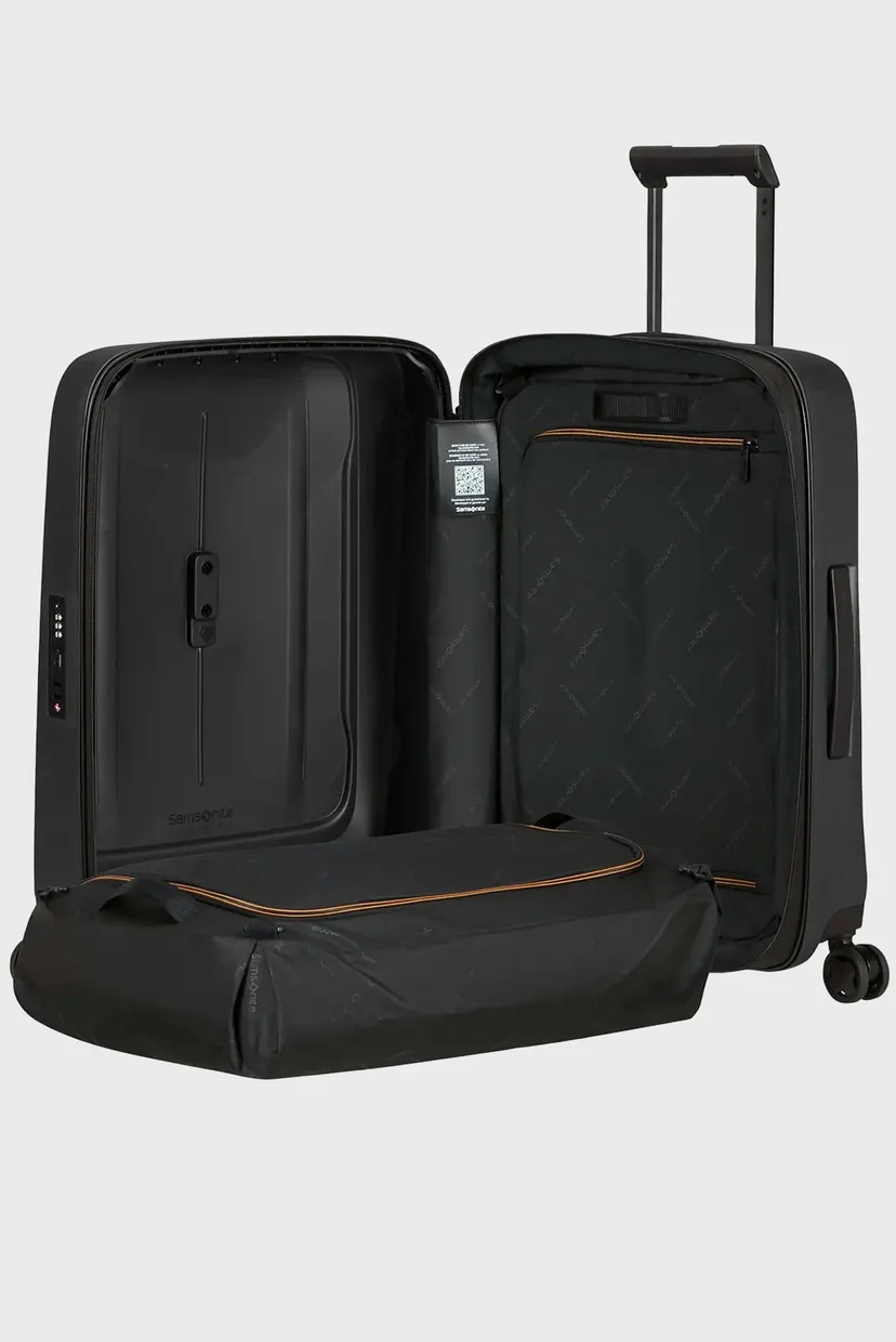 Черный чемодан 55 см ESSENS GRAPHITE 6
