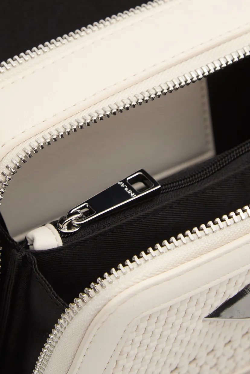Жіноча біла сумка 5