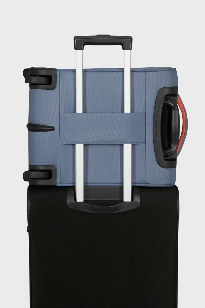 Синий чемодан 40 см CLOUDRIDER STONE BLUE 5