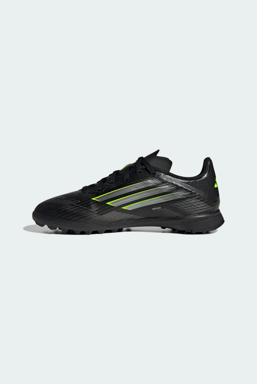 Детские черные сороконожки F50 League Turf Kids 6