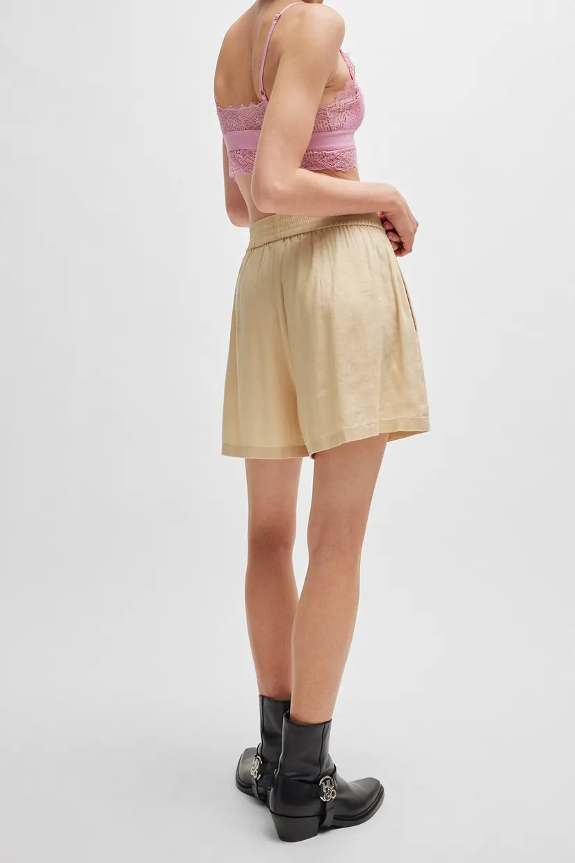 Жіночі бежеві лляні шорти 3