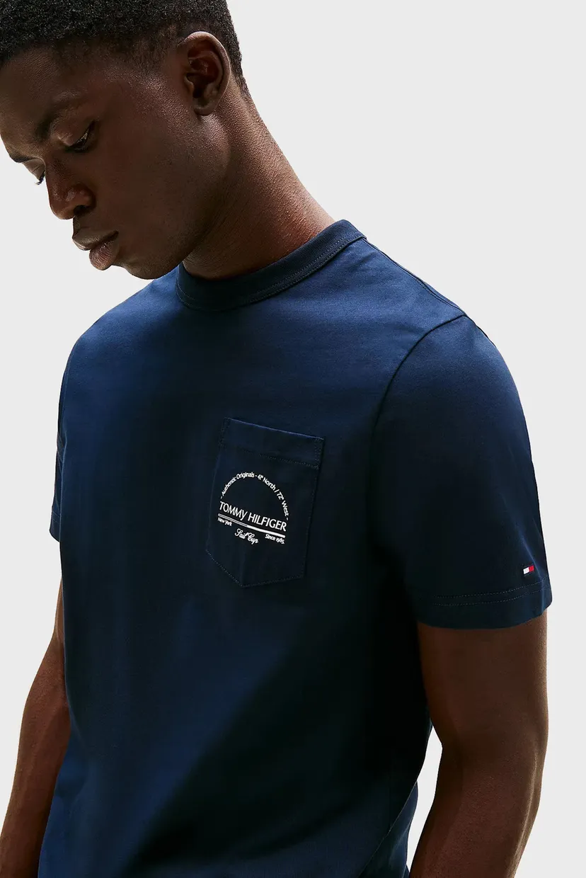 Чоловіча темно-синя футболка HILFIGER ARCH POCKET 4