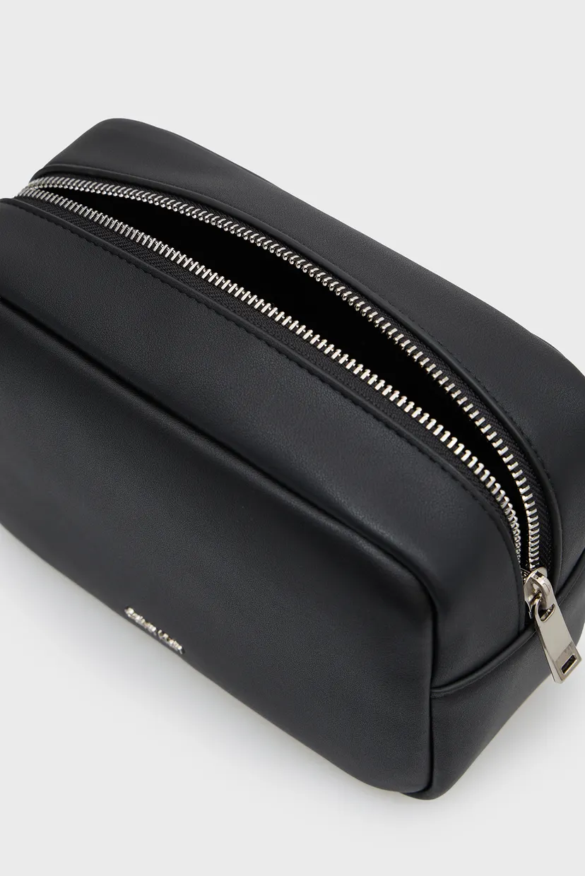 Чоловічий чорний несесер RAISED DOPP KIT 5