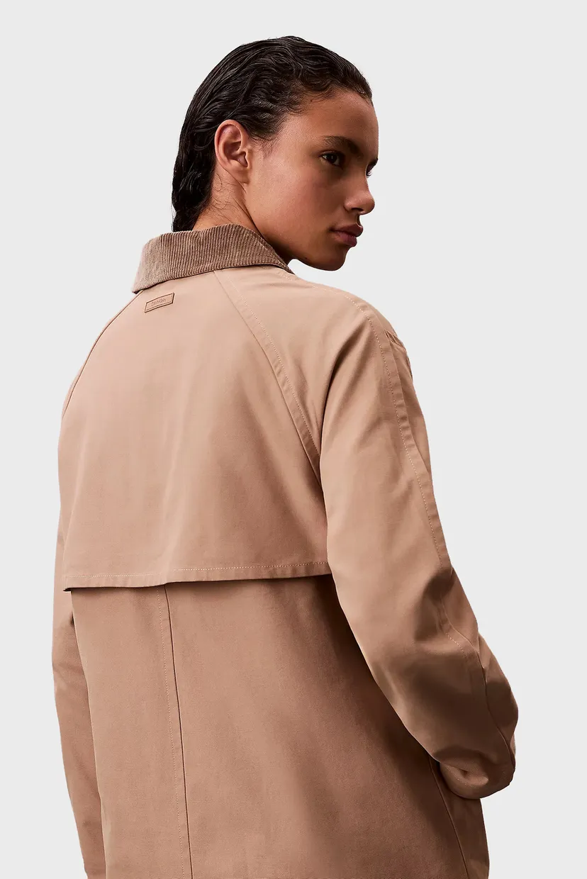 Женская бежевая куртка SHORT MAC 3