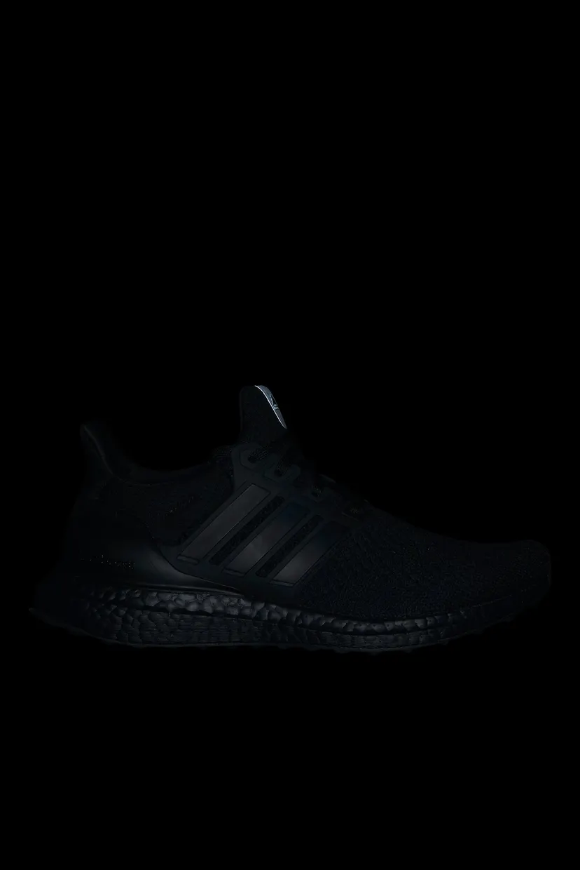 Женские черные кроссовки Ultraboost 1.0 8