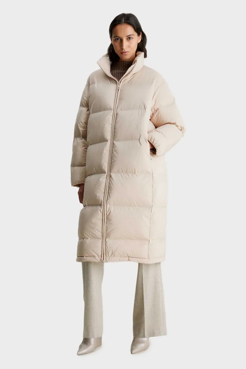 Женский бежевый пуховик SEAMLESS MAXI COAT 3