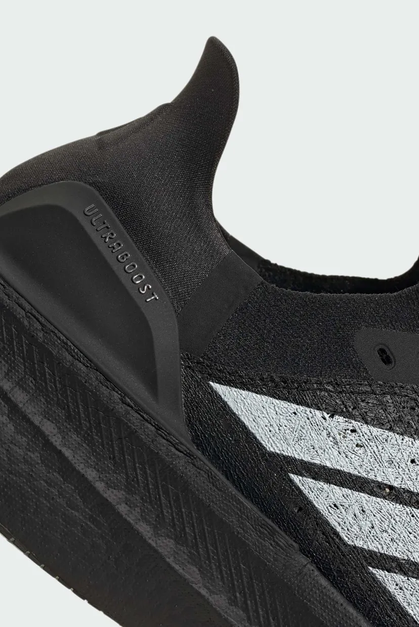 Чоловічі чорні кросівки Ultraboost 5 Strung 9