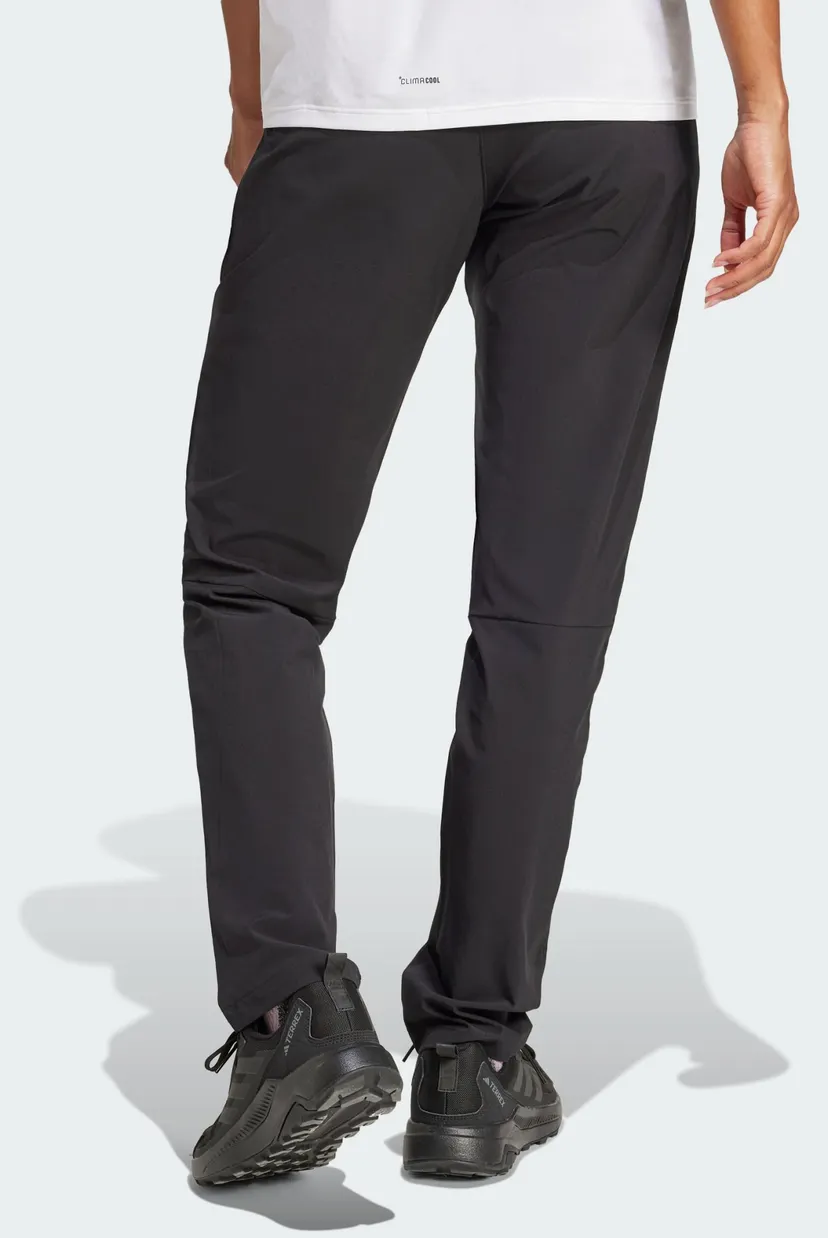 Женские черные спортивные брюки Multi Essentials Stretch 3