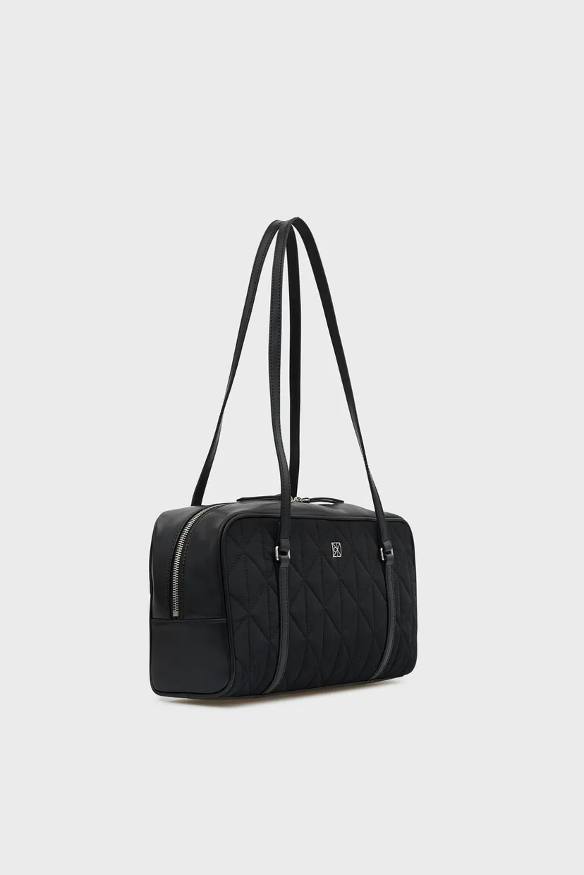 Жіноча чорна сумка QUILTED EW SATCHEL 3