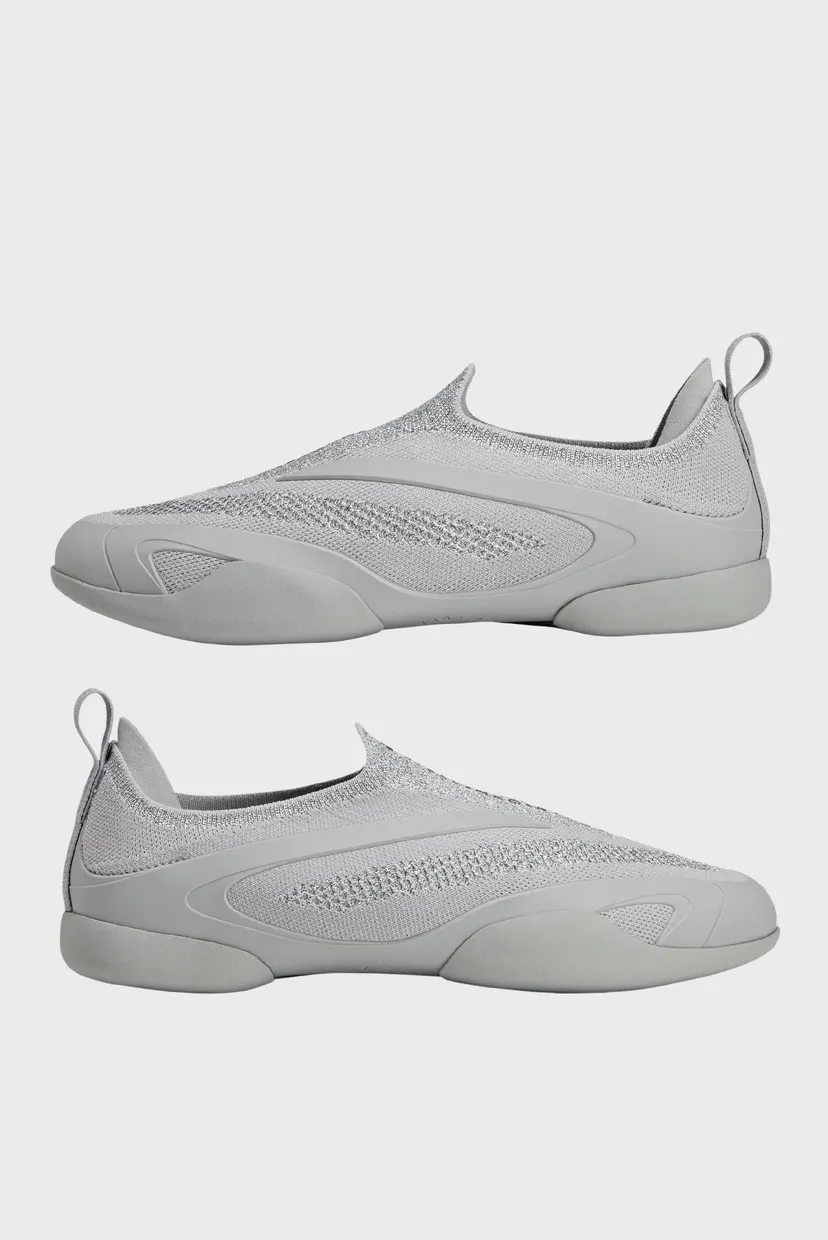 Жіночі сірі кросівки adidas by Stella McCartney Taekwondo 7